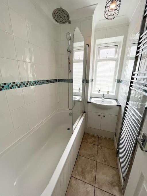Apartament Aprt 10Mins Walk From The Shard! Londyn Zewnętrze zdjęcie